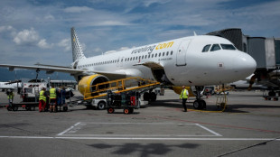 Aerol&iacute;nea espa&ntilde;ola, acusada de "discriminaci&oacute;n" tras desembarcar a adolescentes jud&iacute;os franceses