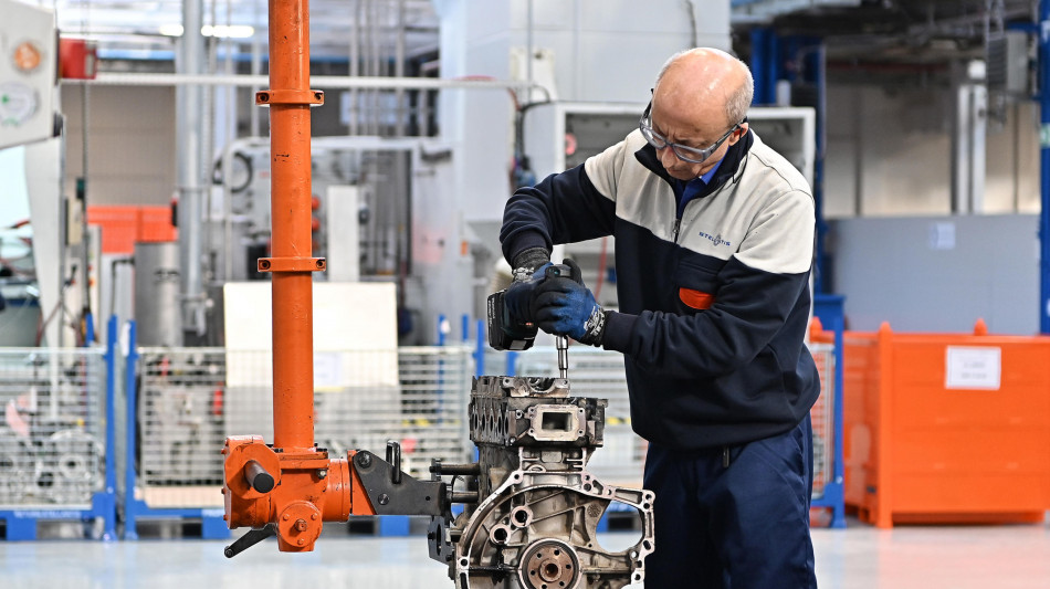 Stellantis, nuovo stop alla produzione in stabilimento Cassino