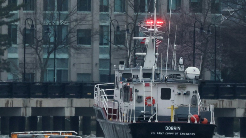 Seis muertos en accidente de helicóptero en el río Hudson de Nueva York