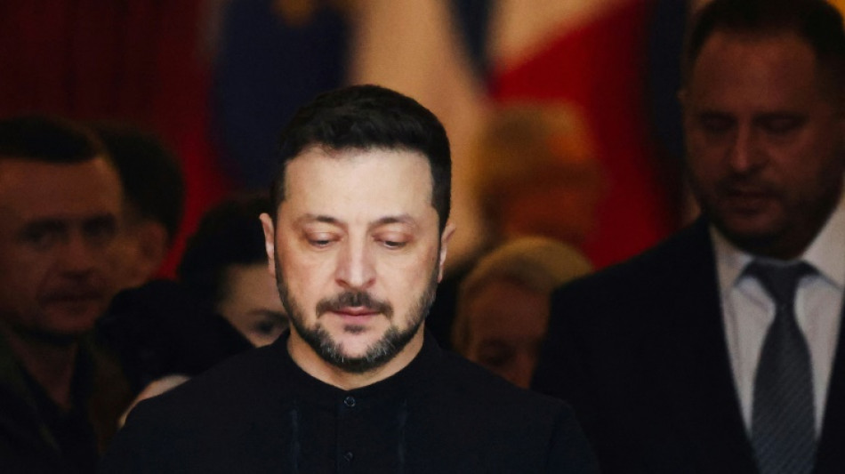 Trump perde paci&ecirc;ncia e aumenta press&atilde;o sobre Zelensky
