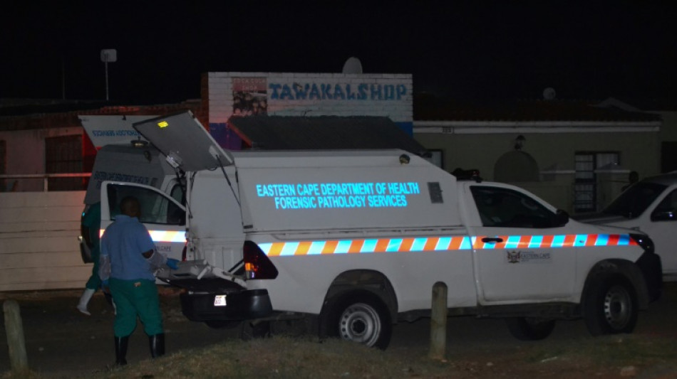 Unos hombres armados matan a 8 personas en una fiesta de cumplea&ntilde;os en Sud&aacute;frica