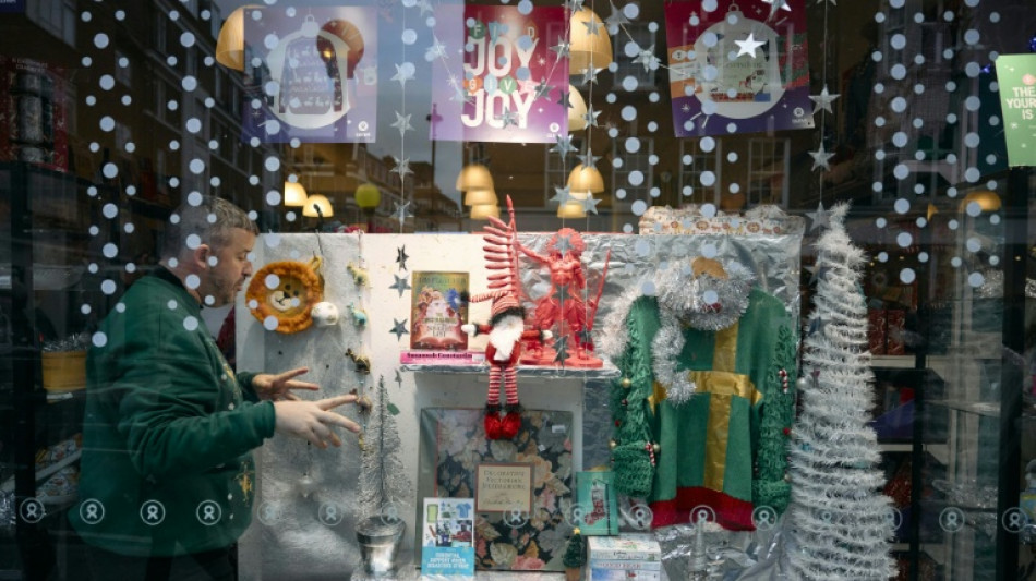 Presentes de segunda m&atilde;o fazem parte da temporada de Natal brit&acirc;nica