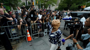 Pleurs, pri&egrave;res et cirque au proc&egrave;s de P. Diddy 