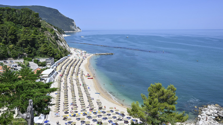 Per l'estate 36 milioni italiani in viaggio, 88% in Italia