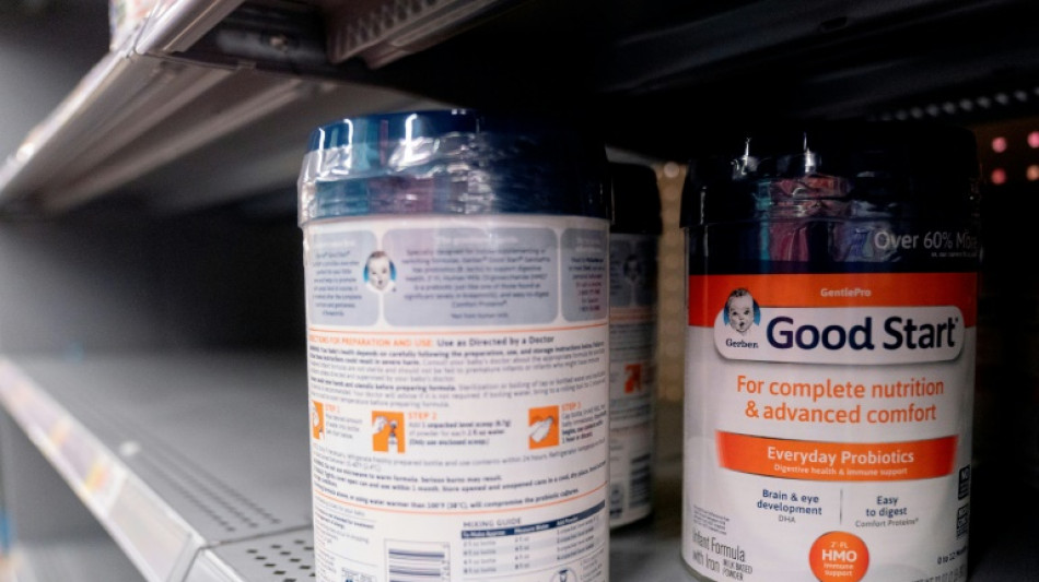 Falta de competencia atiz&oacute; la escasez de leche en polvo para beb&eacute;s en EEUU