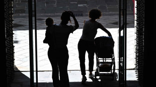 Inps, al via domande per il bonus mamme del 2026