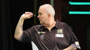 "Bricht mir das Herz": Darts-Ikone Taylor tritt 2024 zur&uuml;ck