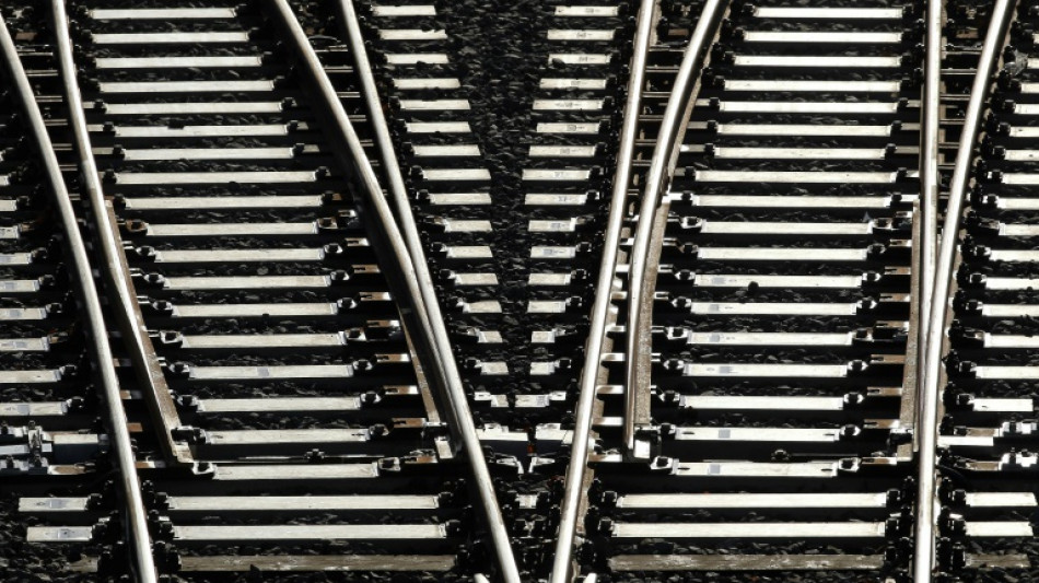 Bahn und Lokf&uuml;hrergewerkschaft setzen Tarifverhandlungen kommende Woche fort