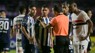 Paraguaio Bobadilla, do S&atilde;o Paulo, &eacute; indiciado por ofensa xenof&oacute;bica