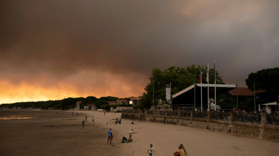 Some 40,000 people evacuated due to wildfire in southwest France: minister 