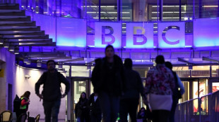 La BBC nombra a un director interino mientras se resuelve la demanda de Trump en su contra