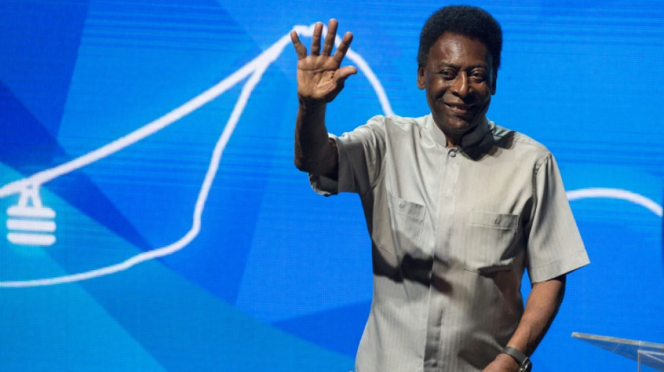 Br&eacute;sil: le "roi" Pel&eacute; a quitt&eacute; l'h&ocirc;pital