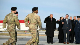 Trump bei Zeremonie f&uuml;r im Iran get&ouml;tete US-Soldaten