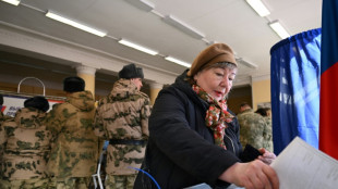 Pr&auml;sidentschaftswahl in Russland startet mit Protestaktionen und Festnahmen