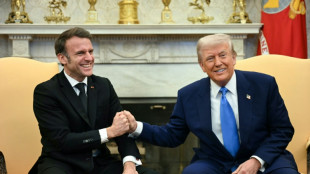 Macron e Trump prometem trabalhar juntos pela paz na Ucr&acirc;nia