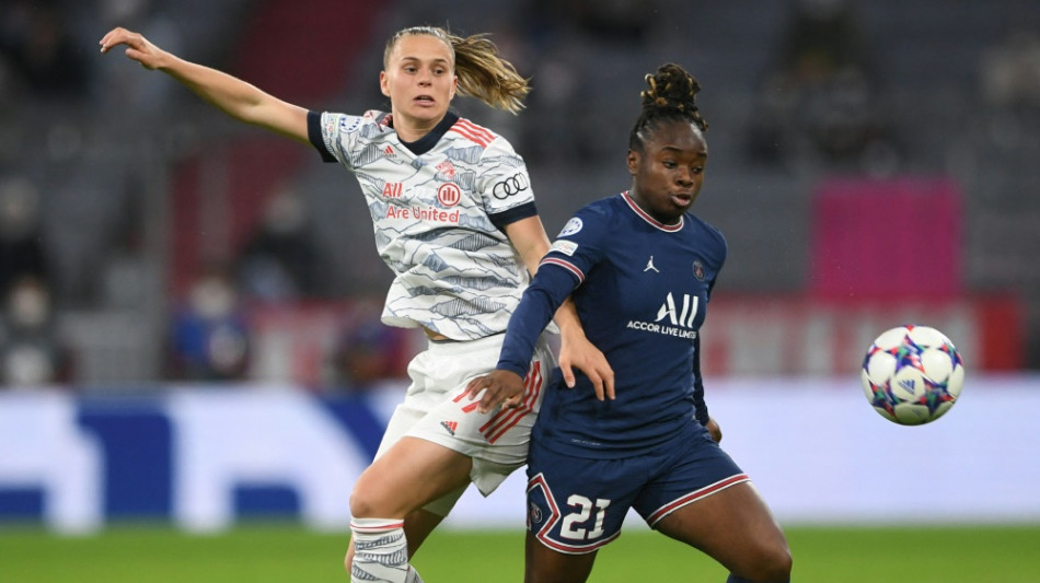 Bayern-Frauen: Herber D&auml;mpfer vor Rekordkulisse