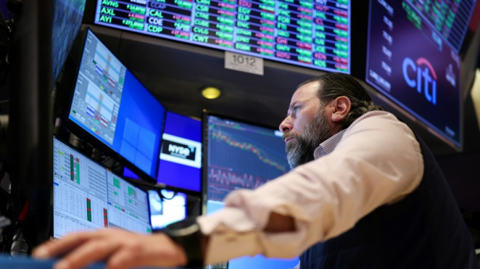 Wall Street &agrave; la peine avant l'offensive douani&egrave;re de Trump