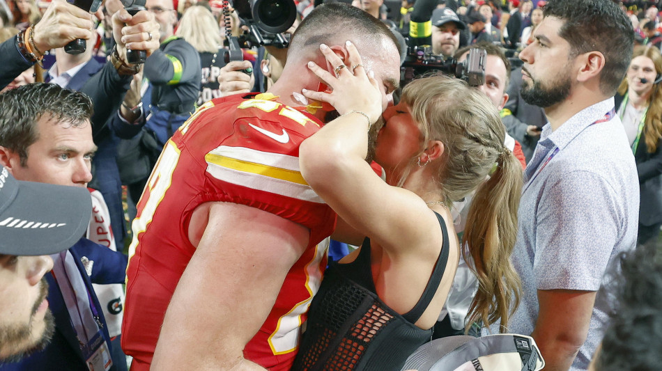 Taylor Swift e Travis Kelce, nozze d'estate in Rhode Island