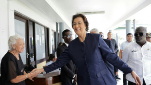 Jennifer Geerlings-Simons assume a presidência do Suriname