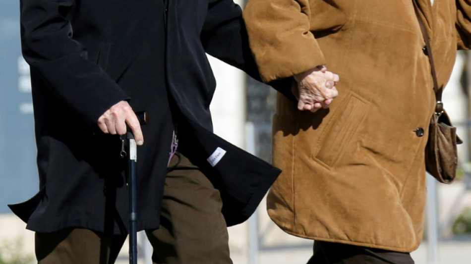 Gel des retraites: prot&eacute;ger les "petites pensions" co&ucirc;terait 500 millions d'euros 