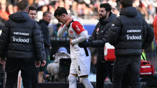 Sorgen um Koch: Offensiv m&uuml;de Eintracht erneut nur mit Remis