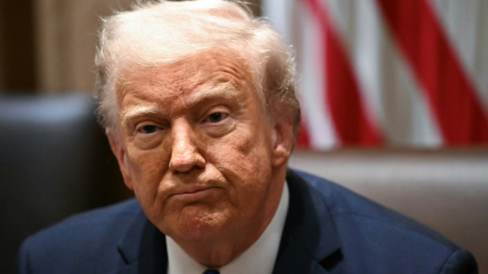 Debatte um Sicherheitspanne in Chatgruppe: Trump beschimpft Europ&auml;er als "Schmarotzer"