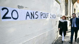 Defensores piden penas reducidas o absoluci&oacute;n en macrojuicio por violaciones en Francia