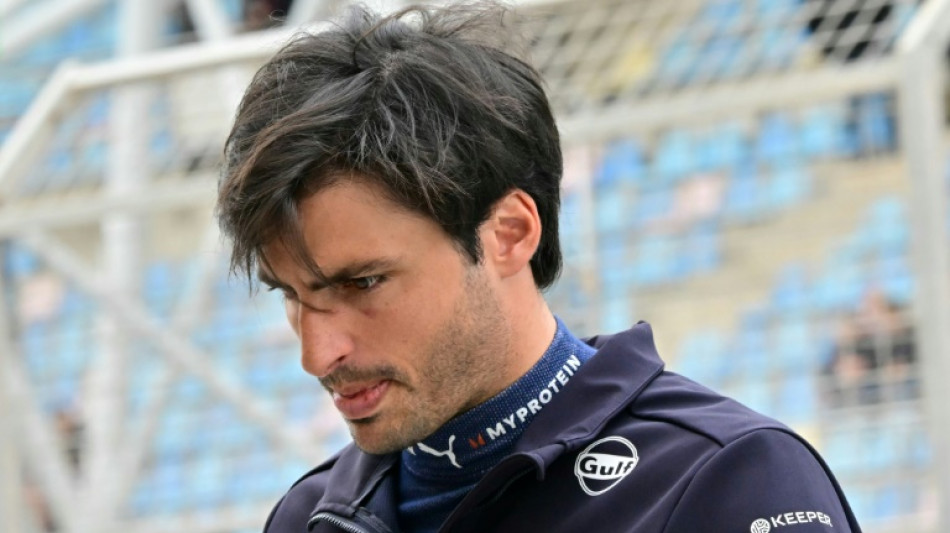 Sainz Jr. supera sua ex-equipe Ferrari no 2&ordm; dia de testes no Bahrein; Bortoleto &eacute; 15&ordm;