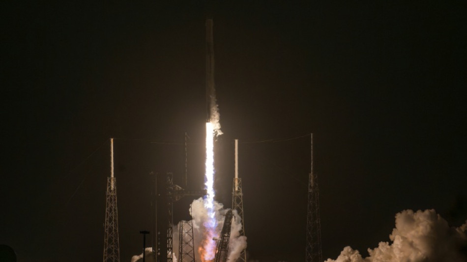 International crew en route to space station