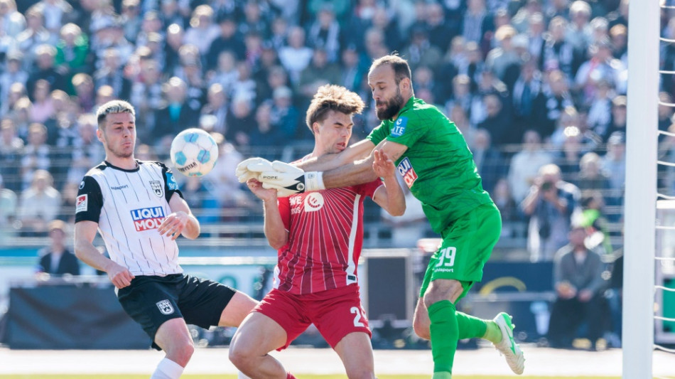 Waldschmidt erl&ouml;st K&ouml;ln sp&auml;t