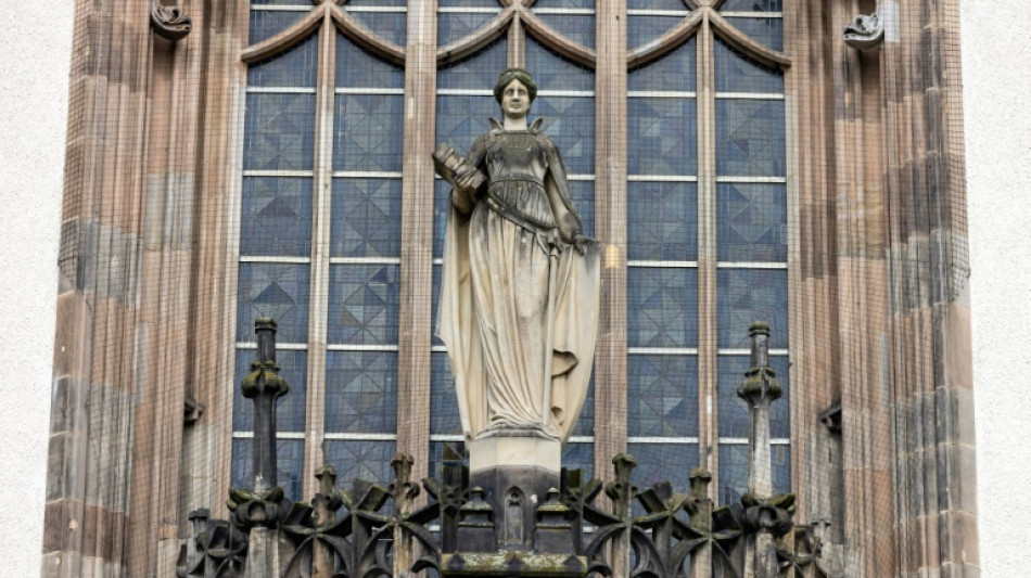 Sexueller &Uuml;bergriff auf M&auml;dchen in Hochhaus: Haft f&uuml;r 16-J&auml;hrigen in Essen