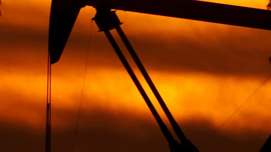 ++ Il petrolio in forte calo a New York, -6,01% ++