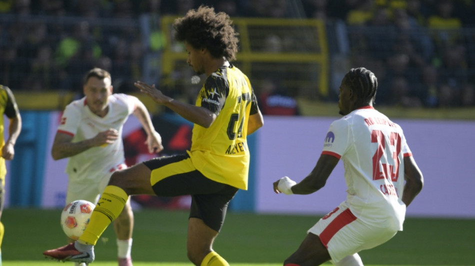 BVB l&auml;sst im Verfolgerduell Punkte liegen