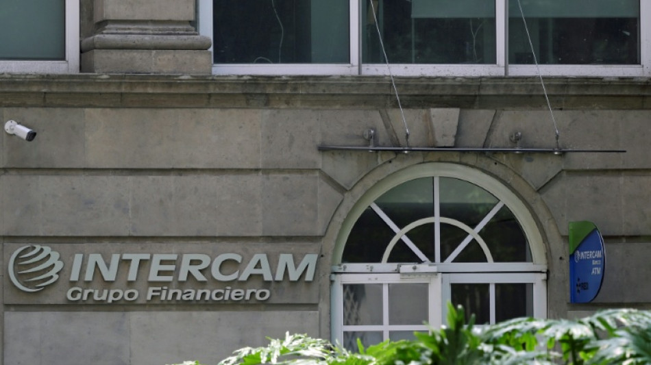Regulador impone multas a financieras mexicanas acusadas por EEUU de lavar dinero