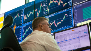 Borsa: Europa in ordine sparso, future negativi, Milano immobile
