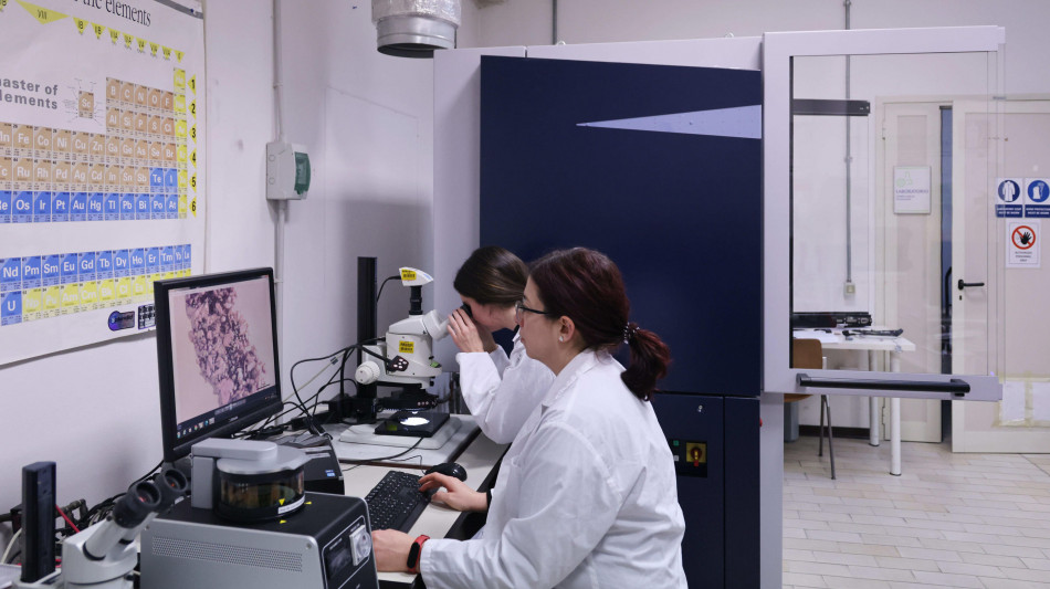 Ricerca, sempre pi&ugrave; lavori pubblicati e poi rimossi da riviste