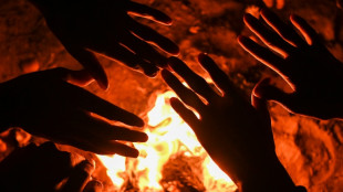 Una inusual ola de fr&iacute;o en Nueva Delhi golpea a los sintecho 