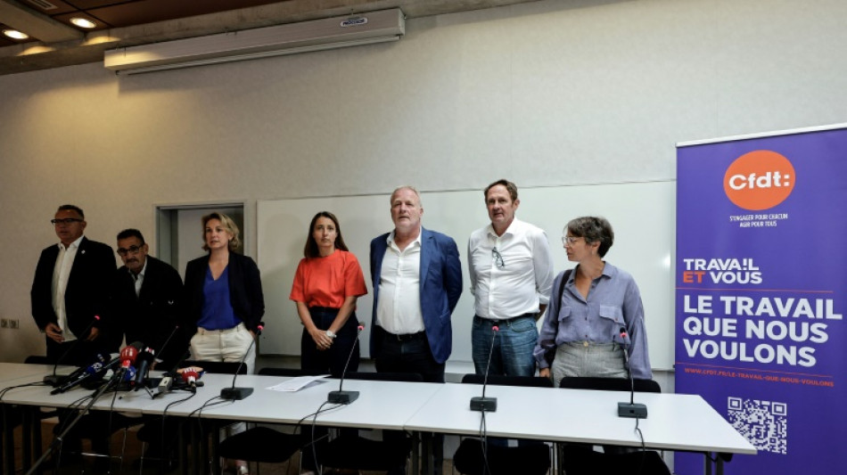 Sindicatos franceses convocam mobilização contra projeto de orçamento