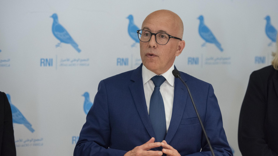 Francia: R&eacute;publicains riuniti per convalida espulsione Ciotti