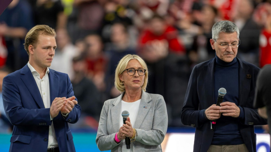 Vor Supercup: DFL und Beckenbauer-Stiftung gründen Fonds