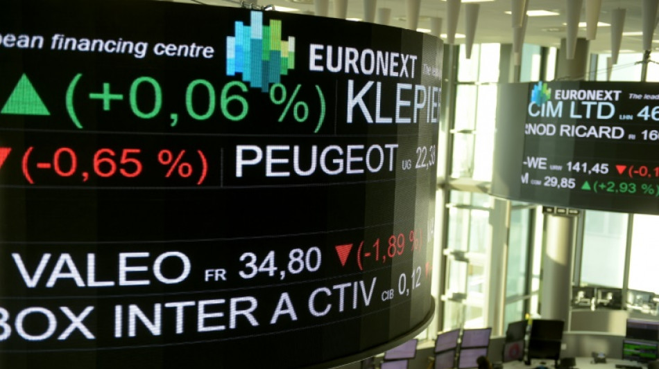 Les Bourses mondiales tr&eacute;buchent de nouveau sur la guerre en Ukraine 