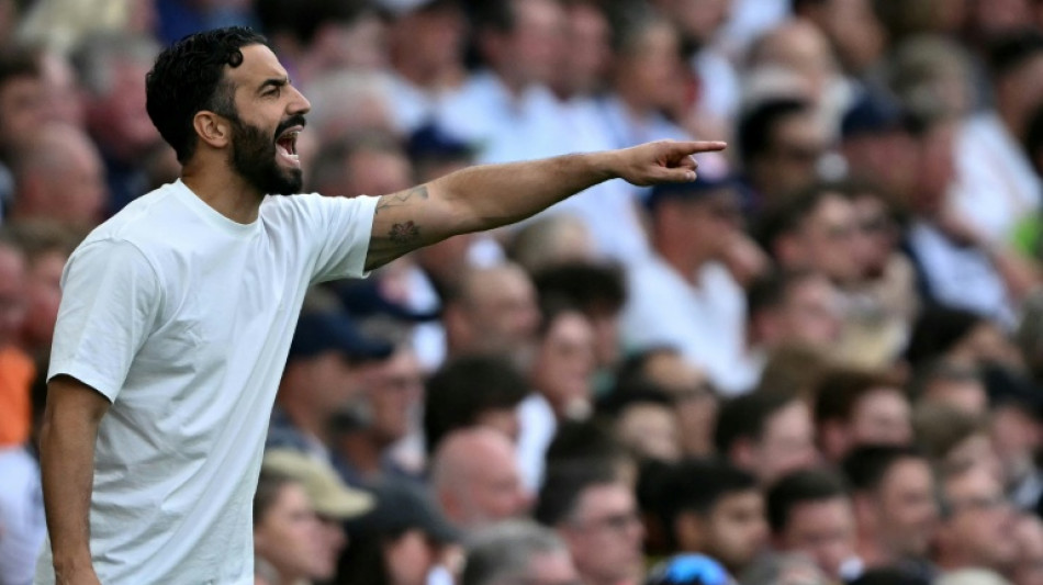 Rooney reckons 'something is broken' at Amorim's Man Utd