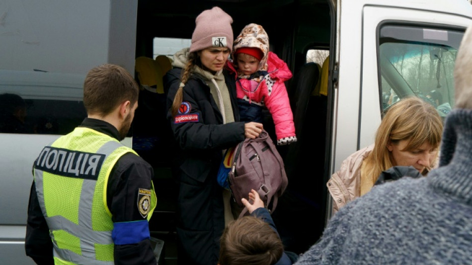 Dutzende Busse mit Gefl&uuml;chteten aus Mariupol erreichen Saporischschja