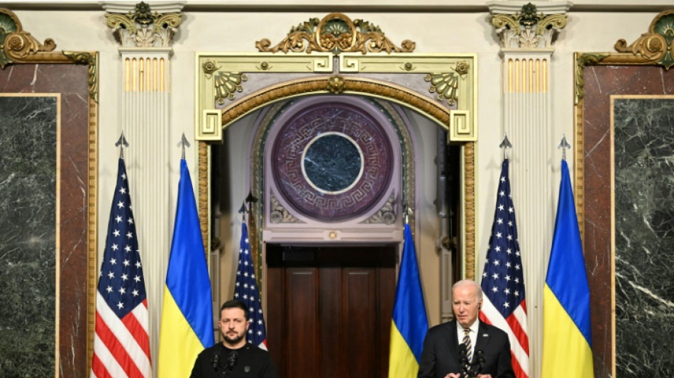 Poutine "compte" sur le fait que les Etats-Unis n'aident plus l'Ukraine, pr&eacute;vient Biden