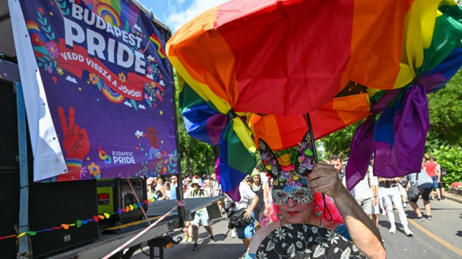 El alcalde de Budapest mantiene Marcha del Orgullo en desaf&iacute;o a la polic&iacute;a y al Gobierno h&uacute;ngaro