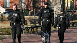 FBI investiga ataque a tiros em Washington como ato terrorista, afirma seu chefe 