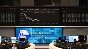 Borsa: Europa in rosso coi dati Usa, Francoforte -0,7%
