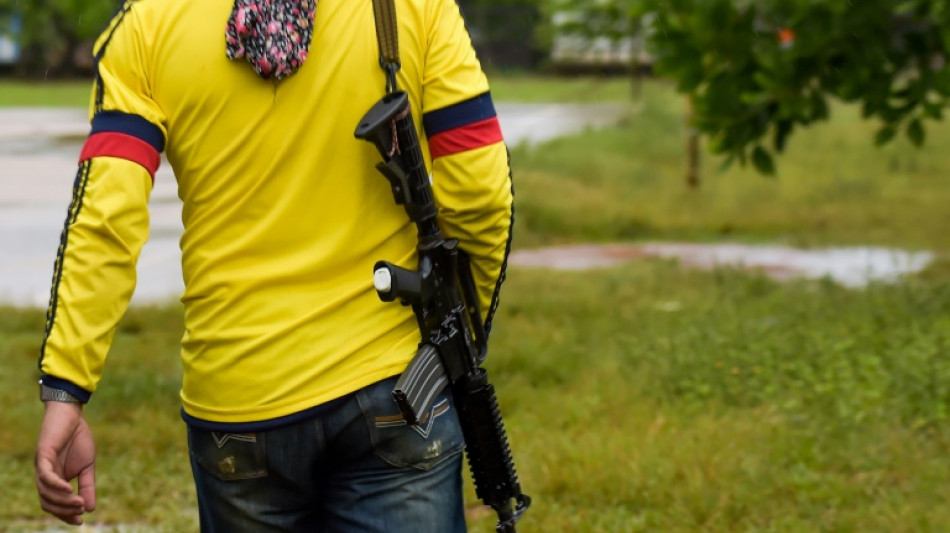 Guerrilheiros confinam cerca de 50.000 pessoas na Amazônia colombiana