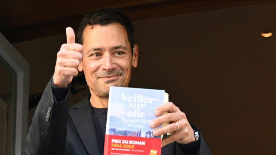 Le prix Goncourt &agrave; Jean-Baptiste Andrea pour "Veiller sur elle"