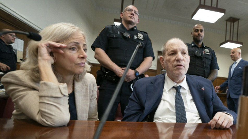 Harvey Weinstein é considerado culpado de agressão sexual nos EUA